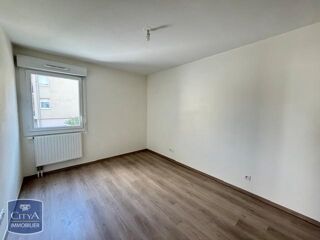  Appartement à louer 2 pièces 44 m²