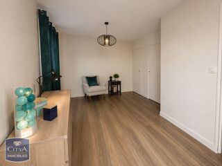  Appartement à louer 3 pièces 90 m²