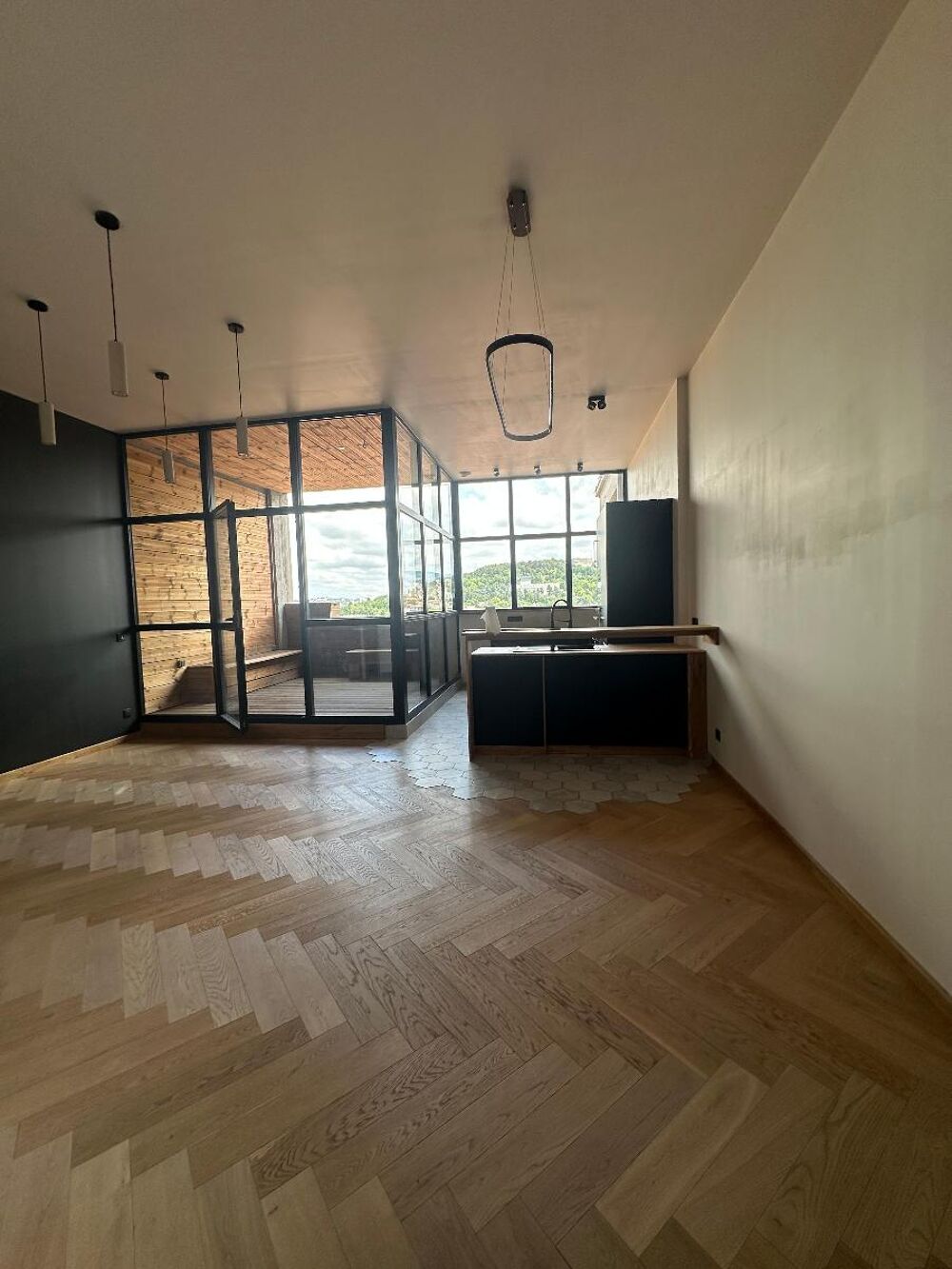 location Appartement - 3 pièce(s) - 73 m² Saint-Étienne (42000)