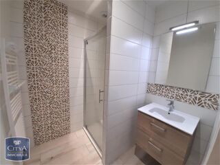  Maison à louer 3 pièces 96 m²