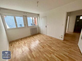  Appartement à louer 2 pièces 38 m²
