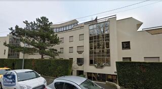  Parking / Garage à louer 