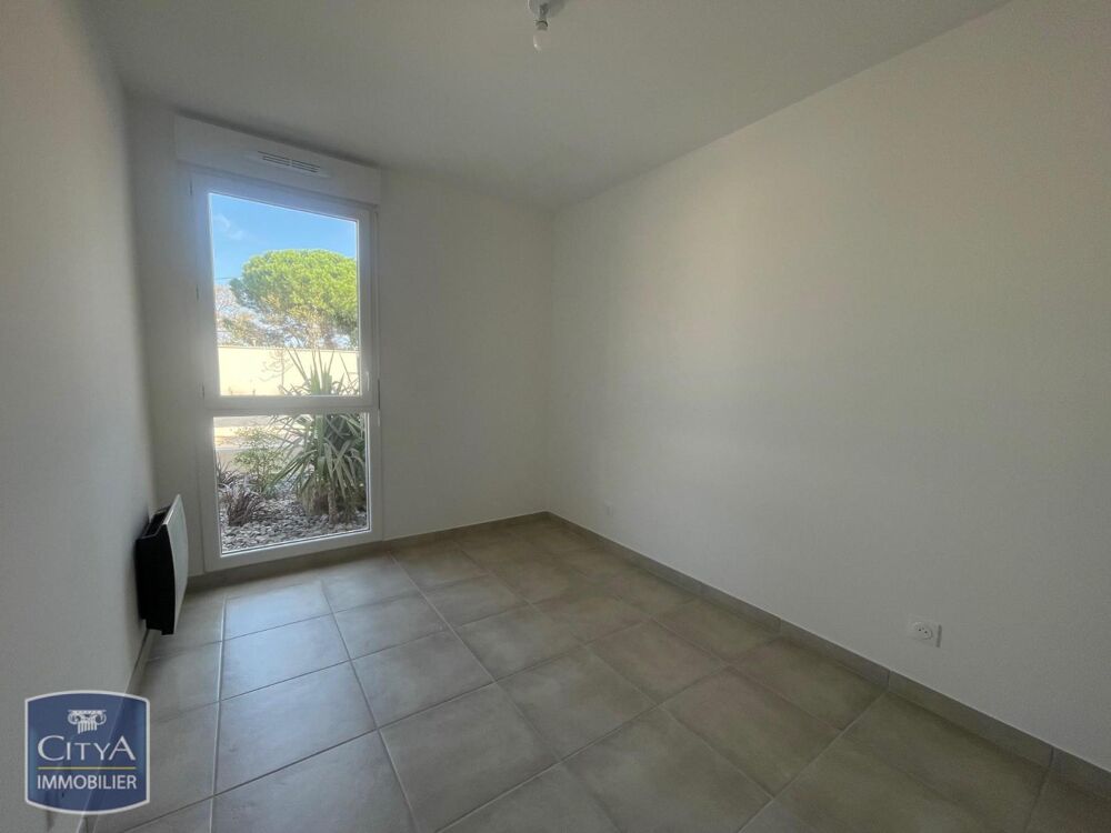 location Appartement - 3 pièce(s) - 63 m² Vias (34450)