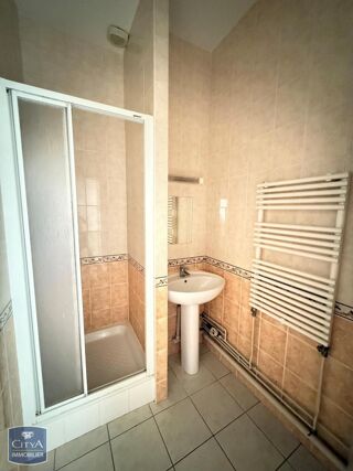  Appartement à louer 1 pièce 29 m²