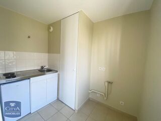  Appartement à louer 1 pièce 30 m²