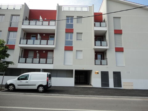   Location Appartement Appartement - 1 pi�ce(s) - 30 m�