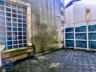 Appartement à louer 3 pièces 75 m²