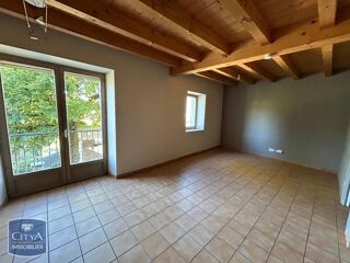  Appartement à louer 3 pièces 88 m²