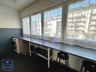  Appartement à louer 4 pièces 65 m²