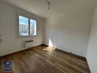  Appartement à louer 3 pièces 46 m²