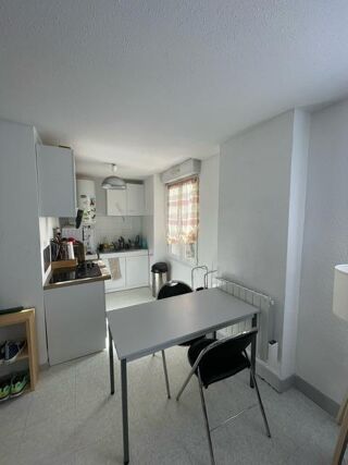  Appartement à louer 2 pièces 39 m²