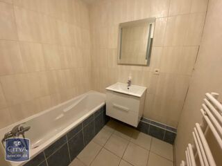  Appartement à louer 2 pièces 46 m²