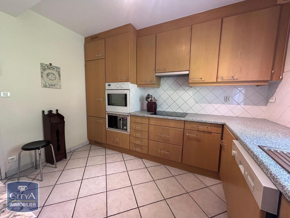 location Appartement - 4 pièce(s) - 146 m² Sarlat-la-Canéda (24200)