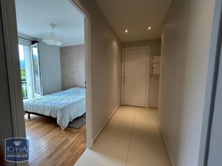  Appartement à louer 4 pièces 73 m²
