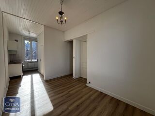  Appartement à louer 2 pièces 39 m²