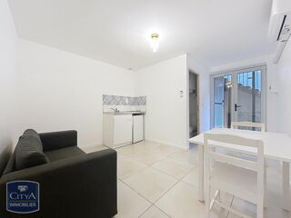  Appartement à louer 1 pièce 17 m²