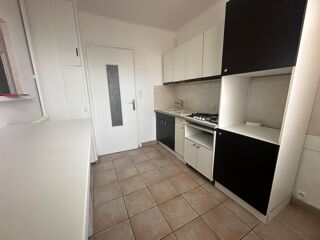  Appartement à louer 3 pièces 68 m²