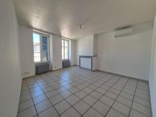  Appartement à louer 3 pièces 86 m²