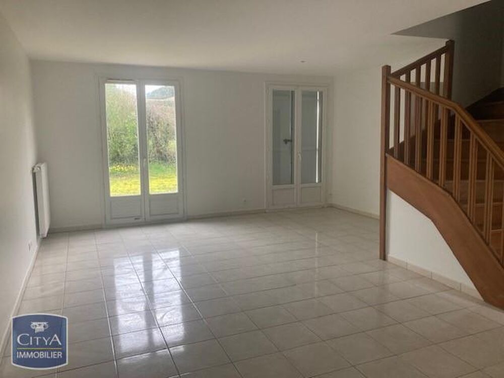 À LOUER : Maison T5 à Buxerolles Découvrez cette spacieu....