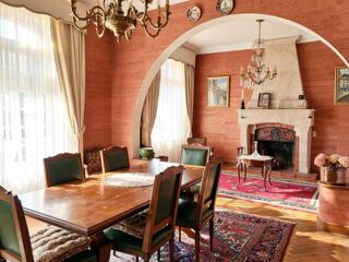  Maison à vendre 8 pièces 217 m²