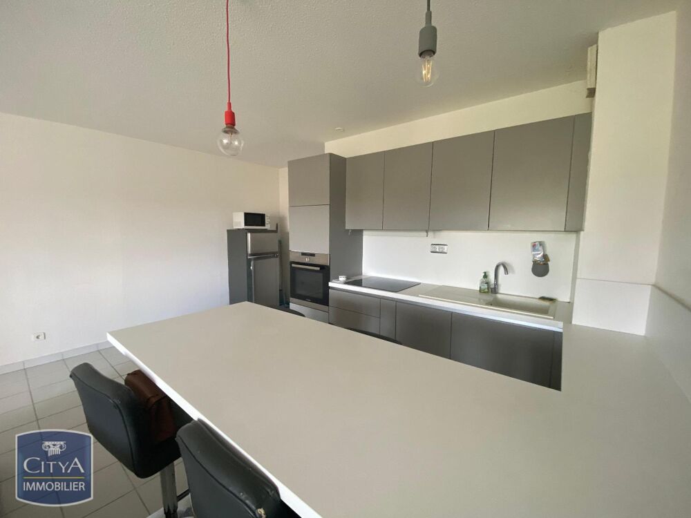 location Appartement - 2 pièce(s) - 45 m² Nimes (30900)