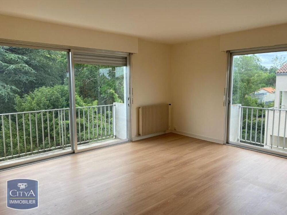 Sainte Pezenne - EXCLUSIVITÉ - QUARTIER CALME de SAINTE ....
