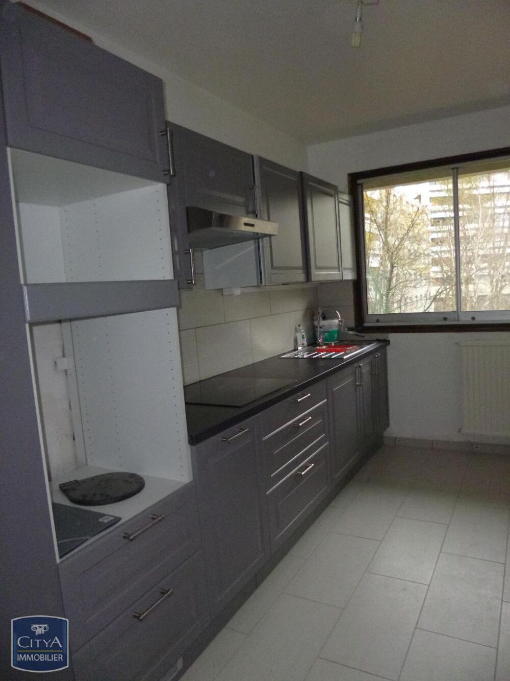 location Appartement - 4 pièce(s) - 88 m² Grenoble (38000)