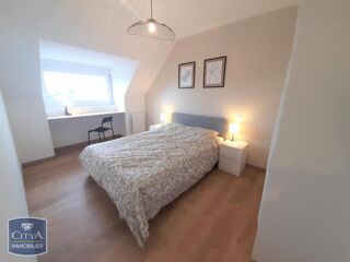  Appartement à louer 4 pièces 74 m²