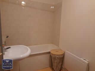  Appartement à louer 2 pièces 42 m²