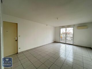  Appartement à louer 2 pièces 56 m²