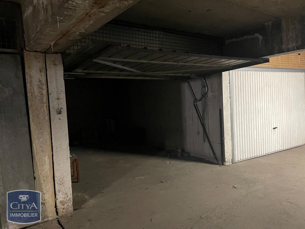 location Parking / Garage - 10 m² Firminy (42700)