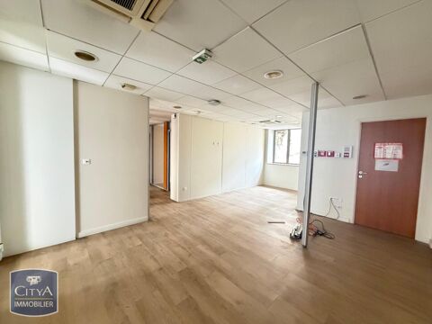   Location / Local Commercial - 130 m² 