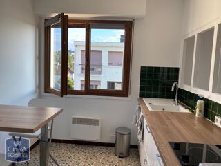  Appartement à louer 2 pièces 42 m²