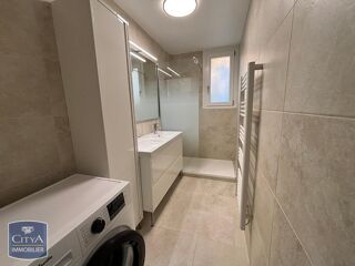  Appartement à louer 3 pièces 60 m²
