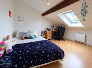  Appartement à louer 4 pièces 88 m²
