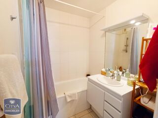  Appartement à louer 2 pièces 37 m²