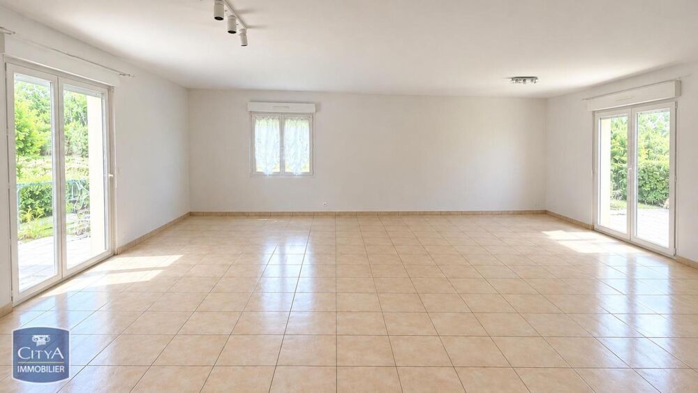 location Appartement - 5 pièce(s) - 124 m² Bergerac (24100)