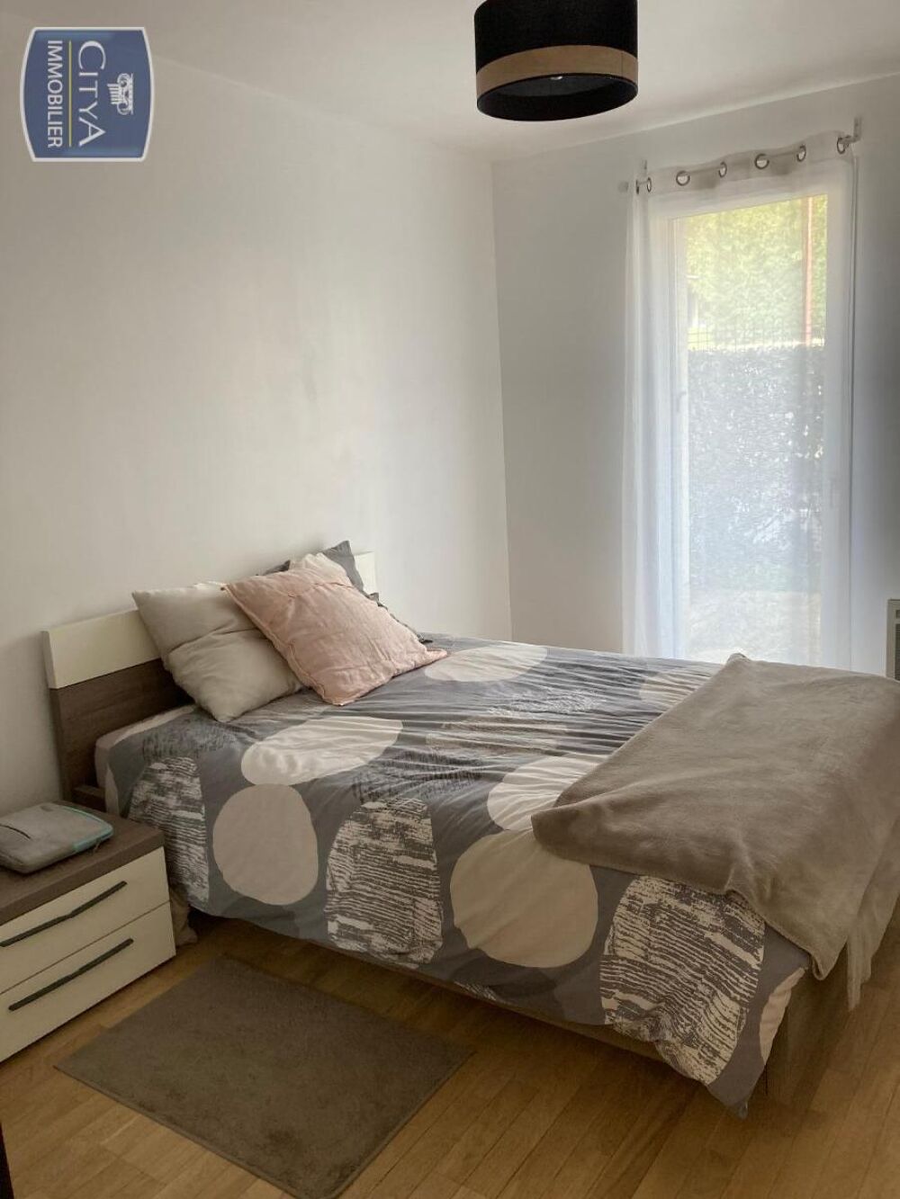 location Appartement - 2 pièce(s) - 47 m² Versailles (78000)