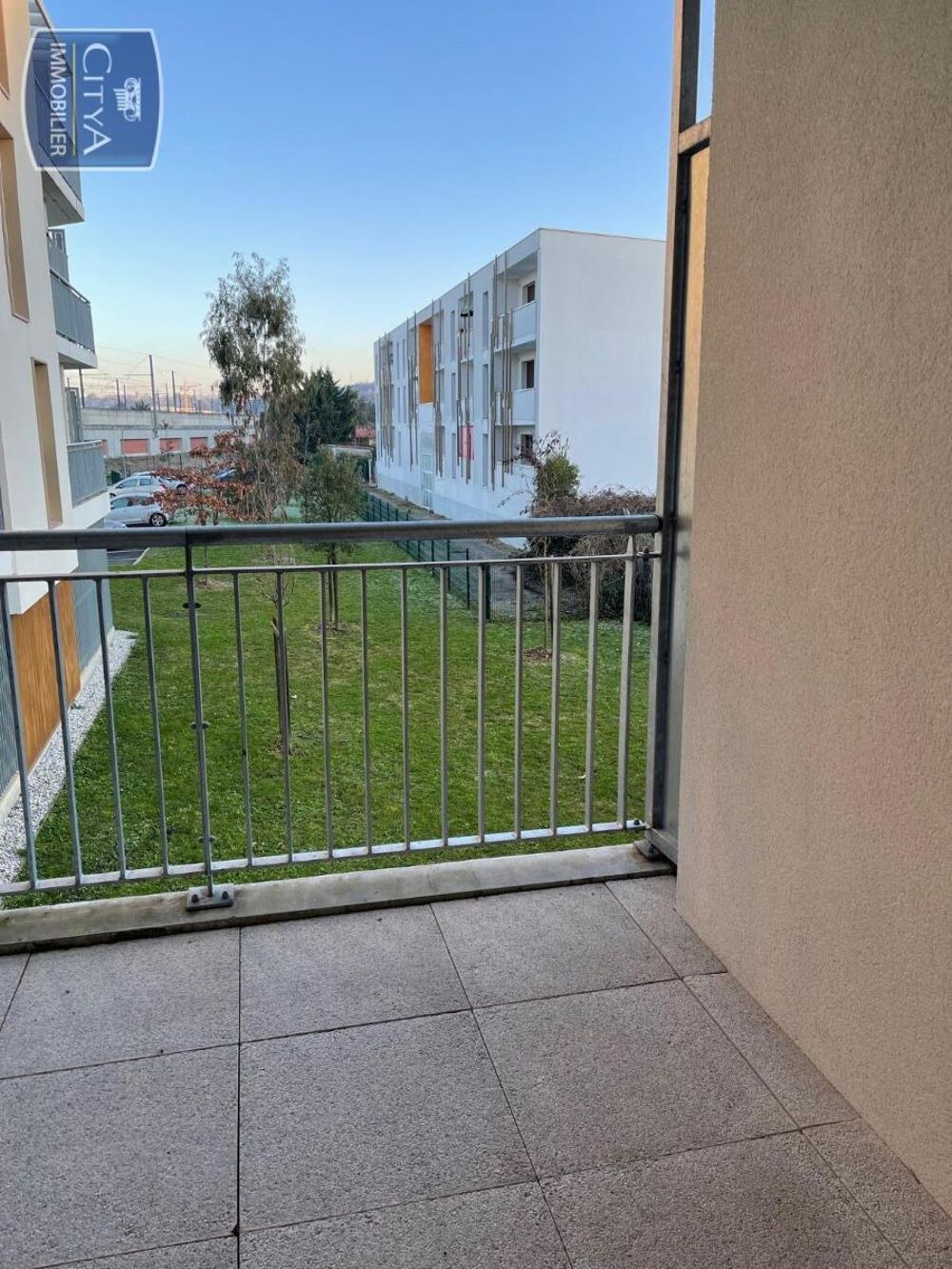 EXCLUSIVITÉ - CENON DANS PETITE COPROPRIETE RECENTE ET S....