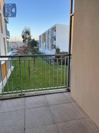  Appartement à louer 1 pièce 32 m²