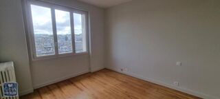  Appartement à louer 3 pièces 57 m²