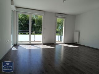  Appartement à louer 3 pièces 72 m²