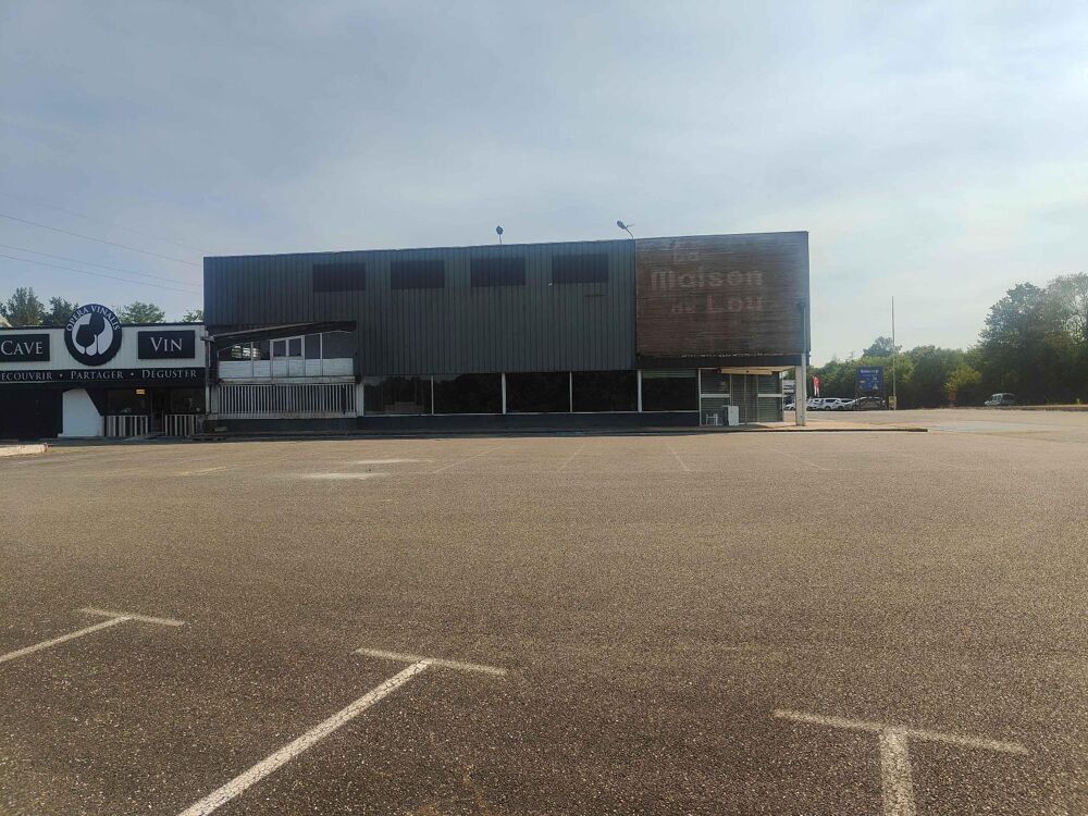   Location / Local Commercial - 1400 m² 