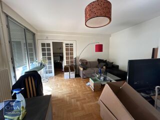  Appartement à louer 4 pièces 92 m²