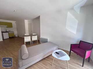  Appartement à louer 1 pièce 43 m²