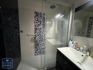  Appartement à louer 3 pièces 70 m²