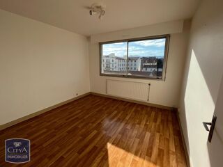  Appartement à louer 1 pièce 32 m²