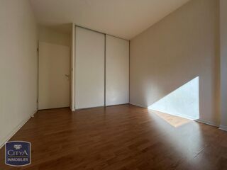  Appartement à louer 2 pièces 48 m²