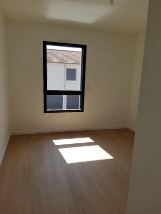  Appartement à louer 3 pièces 78 m²