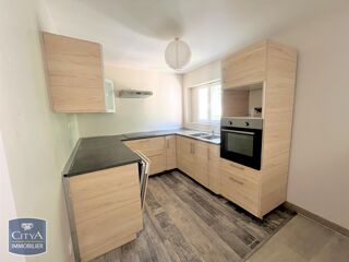  Appartement à louer 3 pièces 86 m²